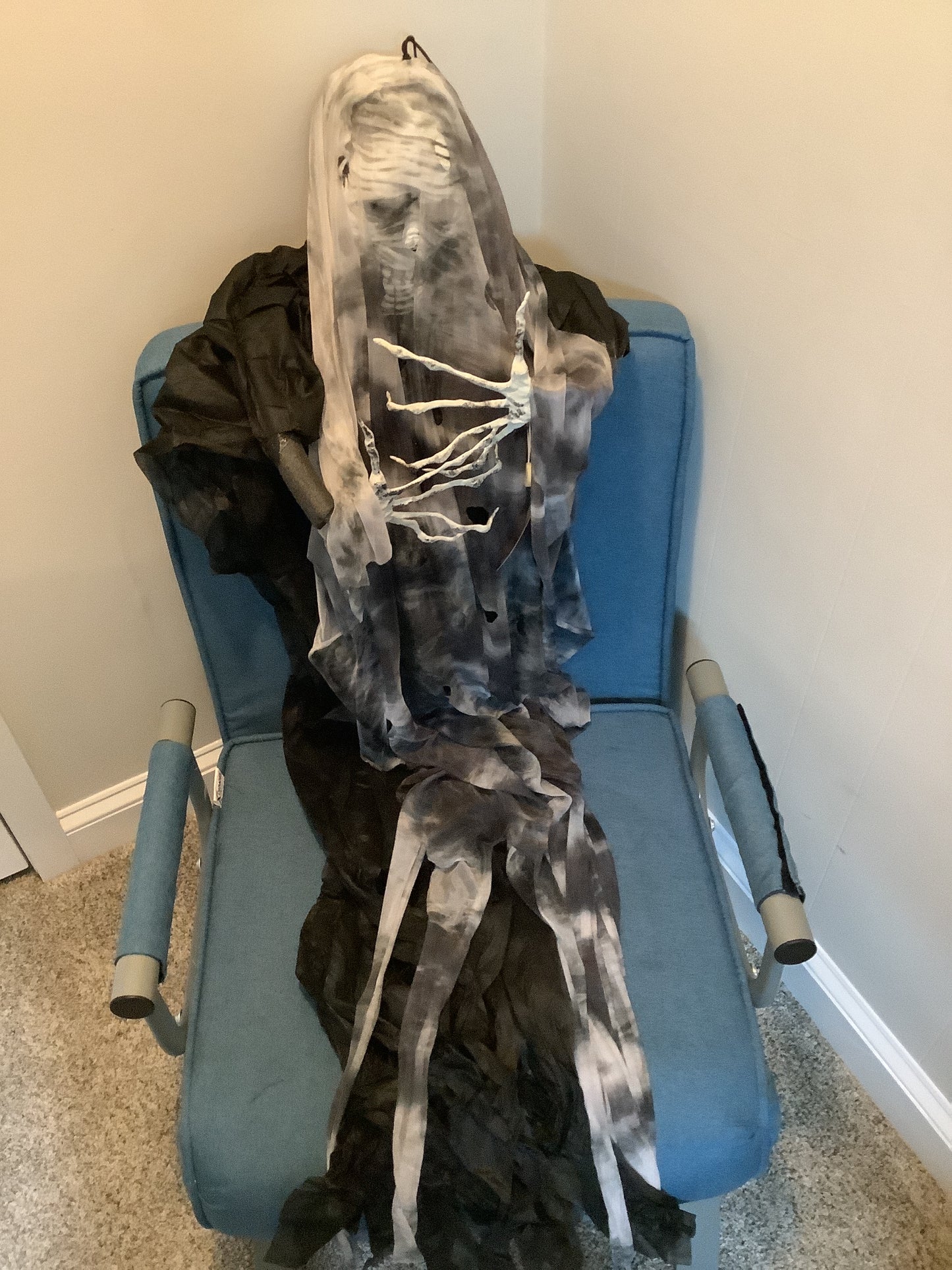 Hanging Creepy Mummy Light up