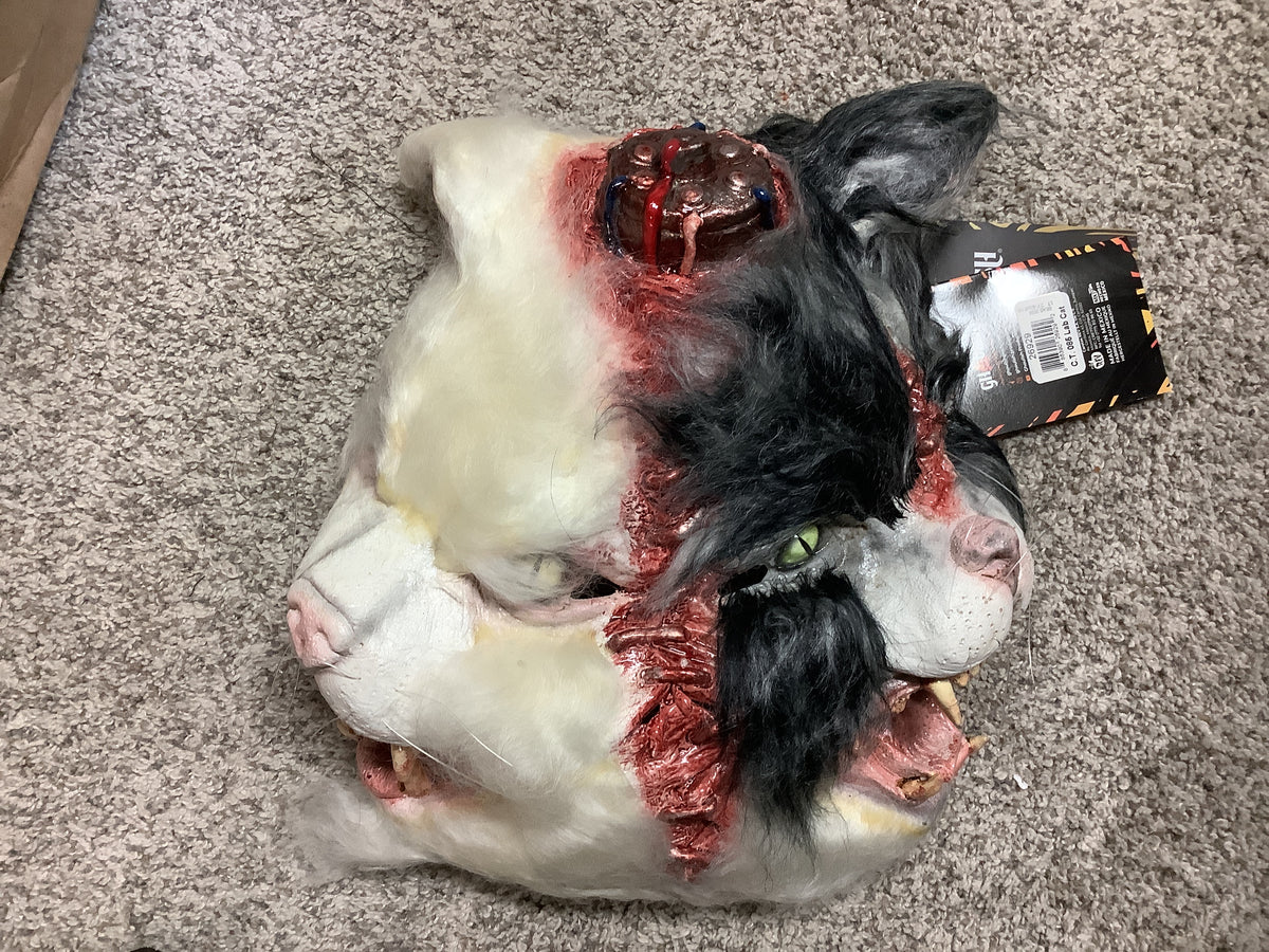 C.T. 085 Lab Cat Mask