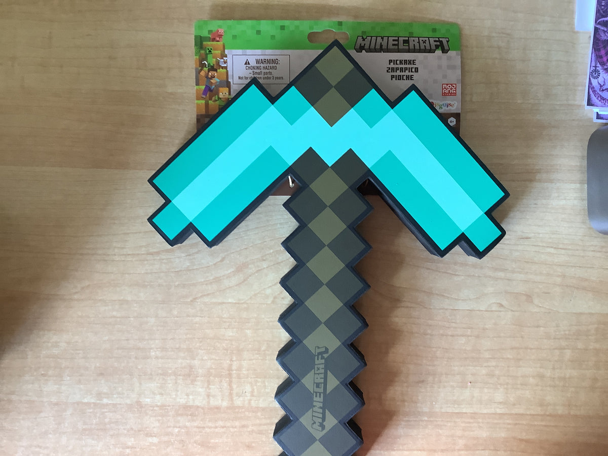 Minecraft - Foam Pickaxe