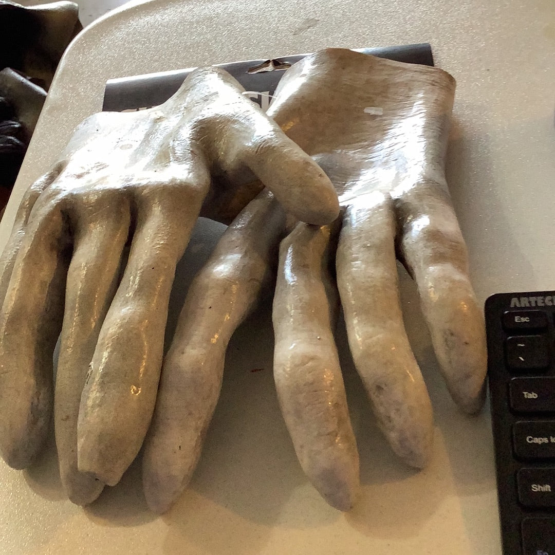 Silent Stalker Hands Pale