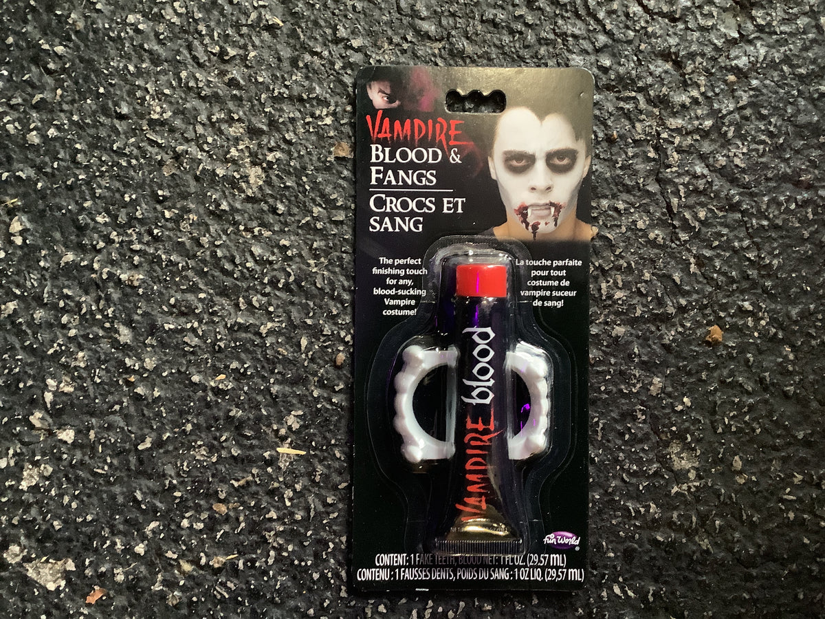 Vampire Blood & Fangs - Mehron