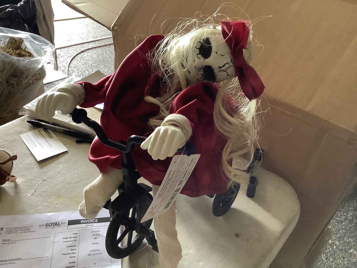 *Talking Zombie Child Riding Tric