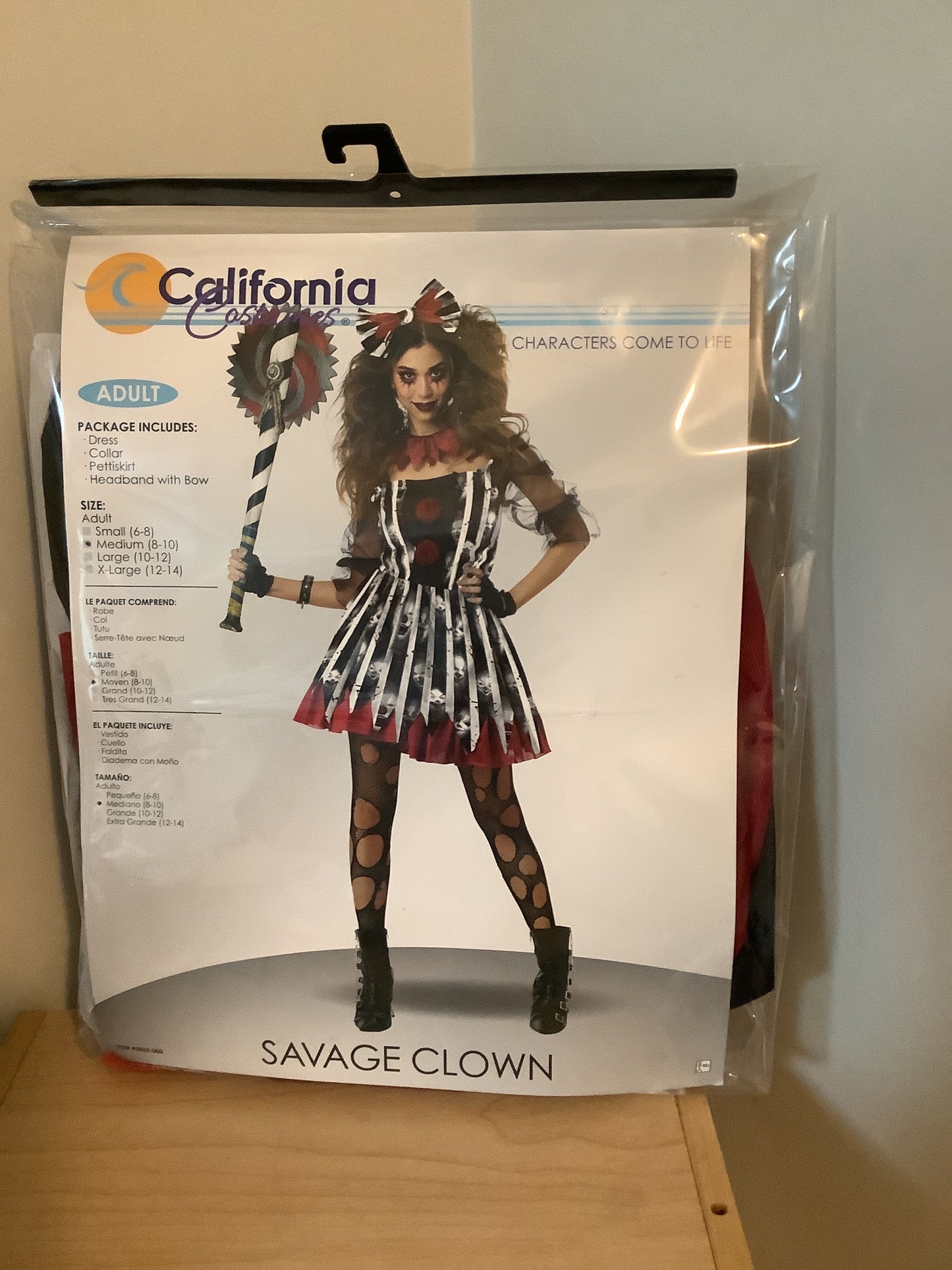 *Savage Clown - Adult Medium (8-10)