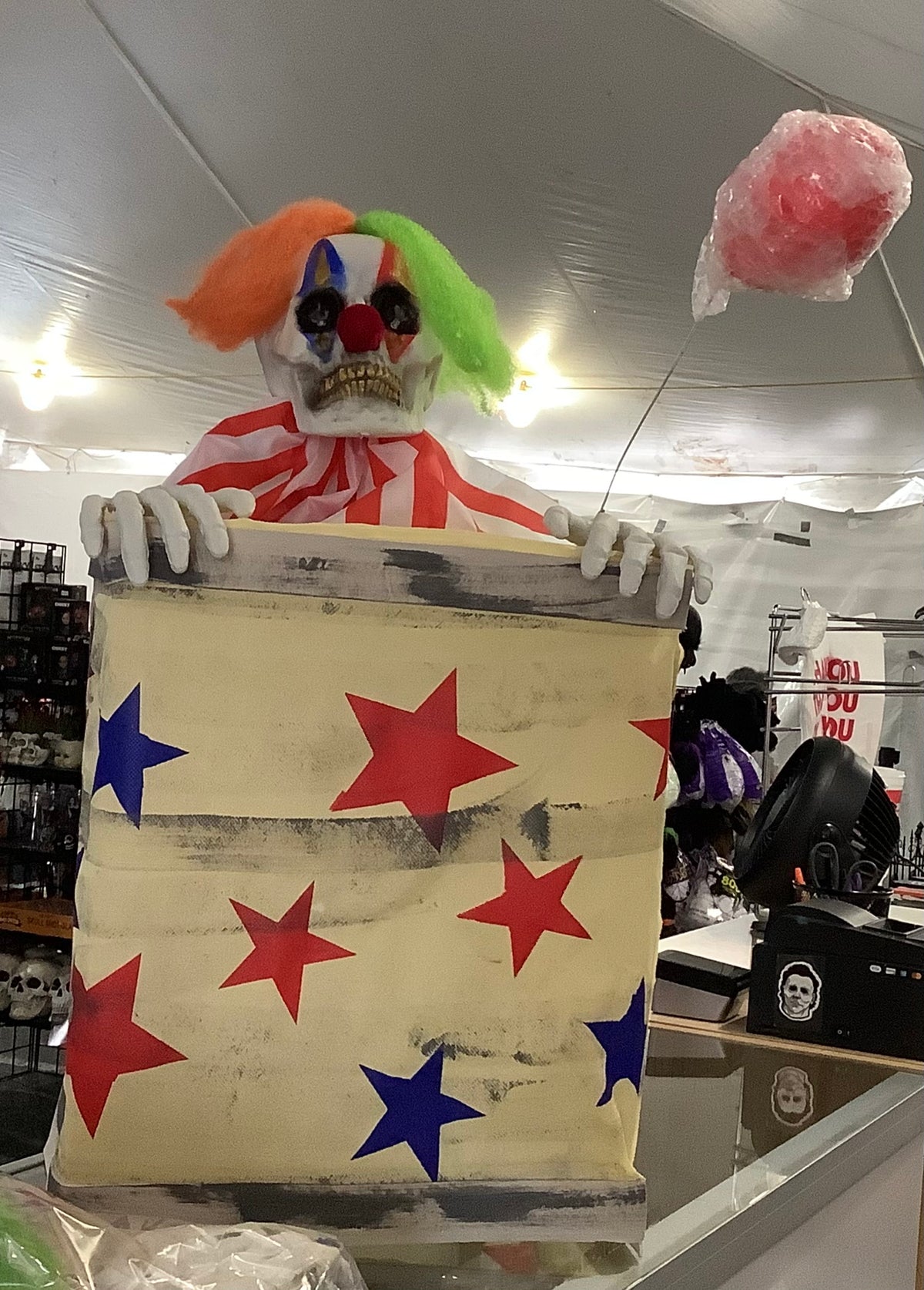 Animated Jumping Clown in Box - Fright Night
