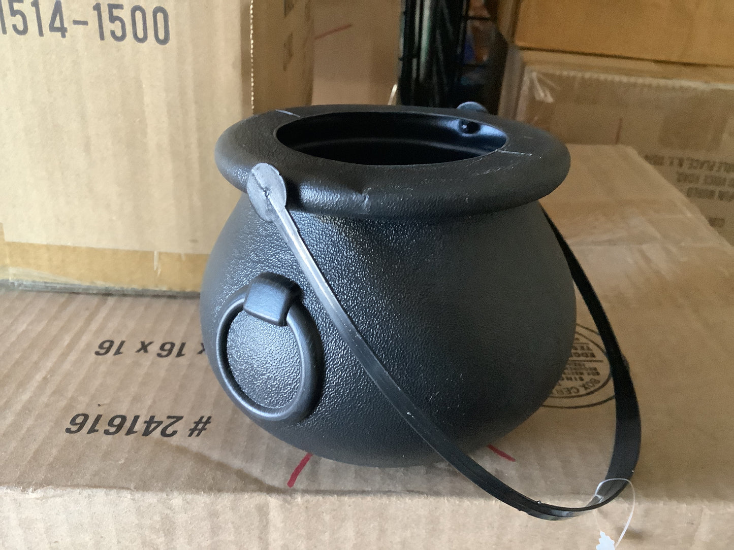 *Witch Cauldron - 5.5”