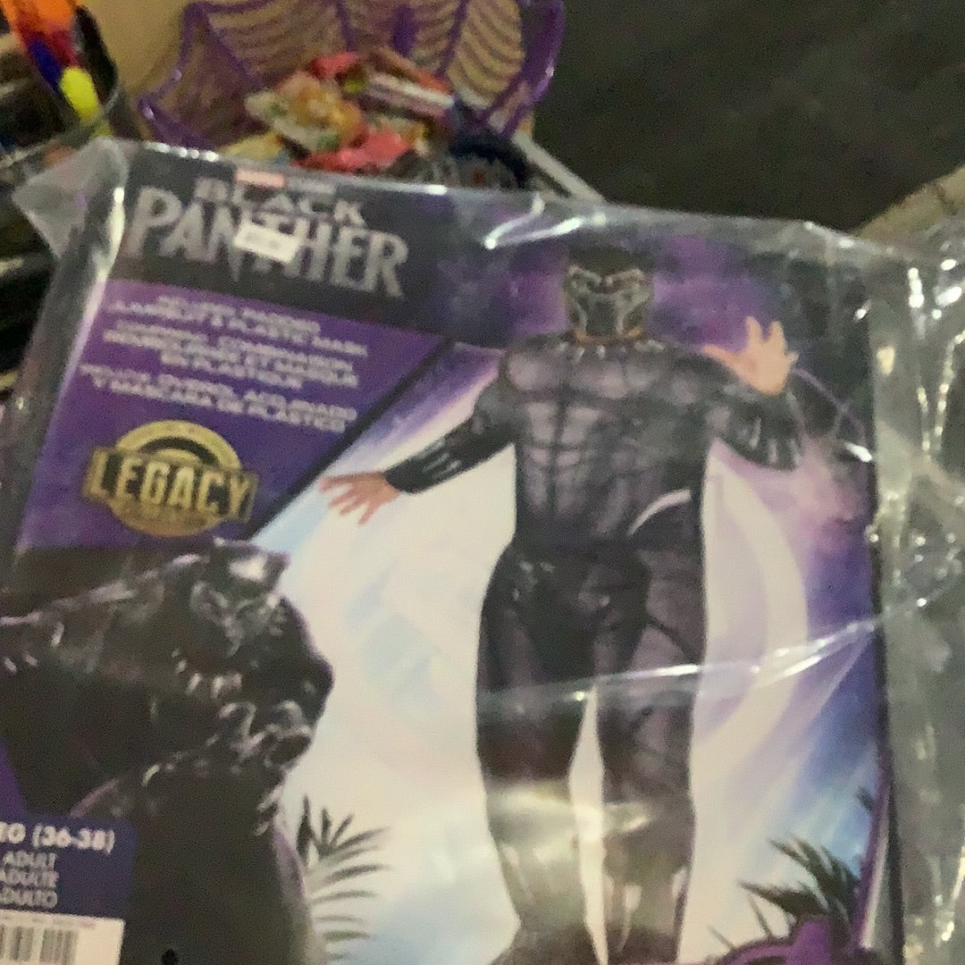 *Marvel Black Panther Padded Suit - Adult XL (36-38)