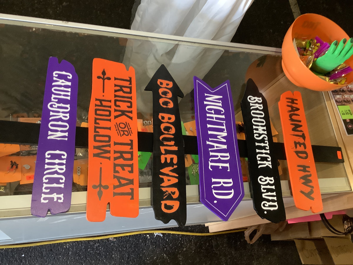 Halloween Directional Sign
