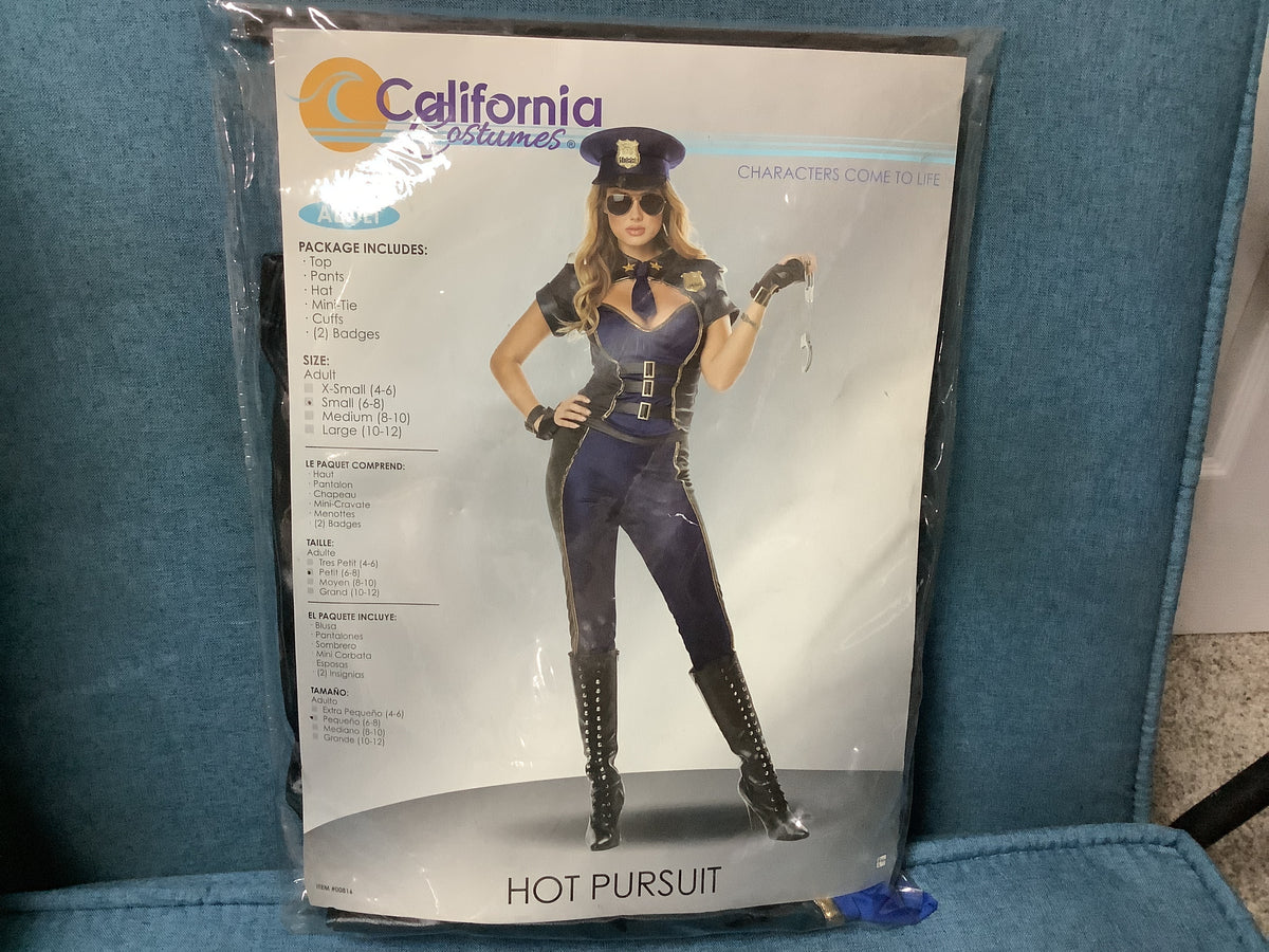 Hot Pursuit - Adult Medium (8-10)