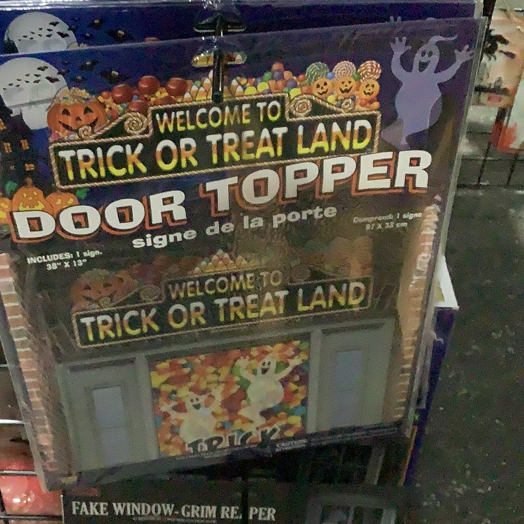 Welcome to Trick or Treat Land Door Topper