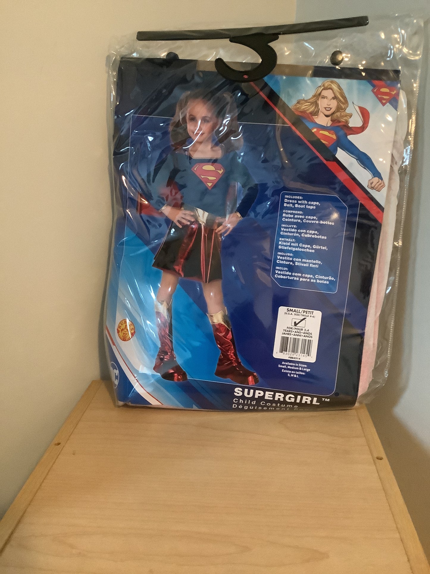 *DC Supergirl - Child Medium (7-8)