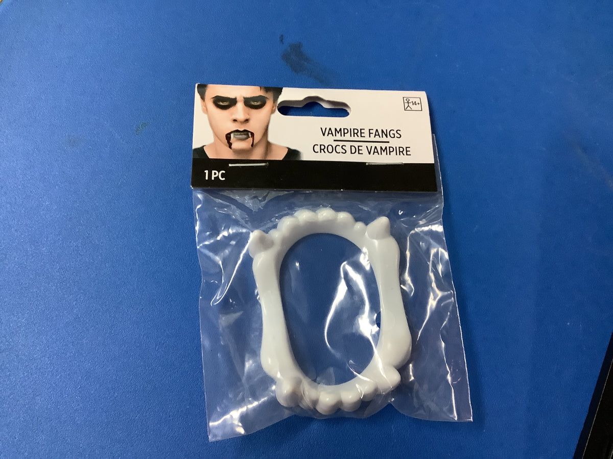 *Vampire Fangs