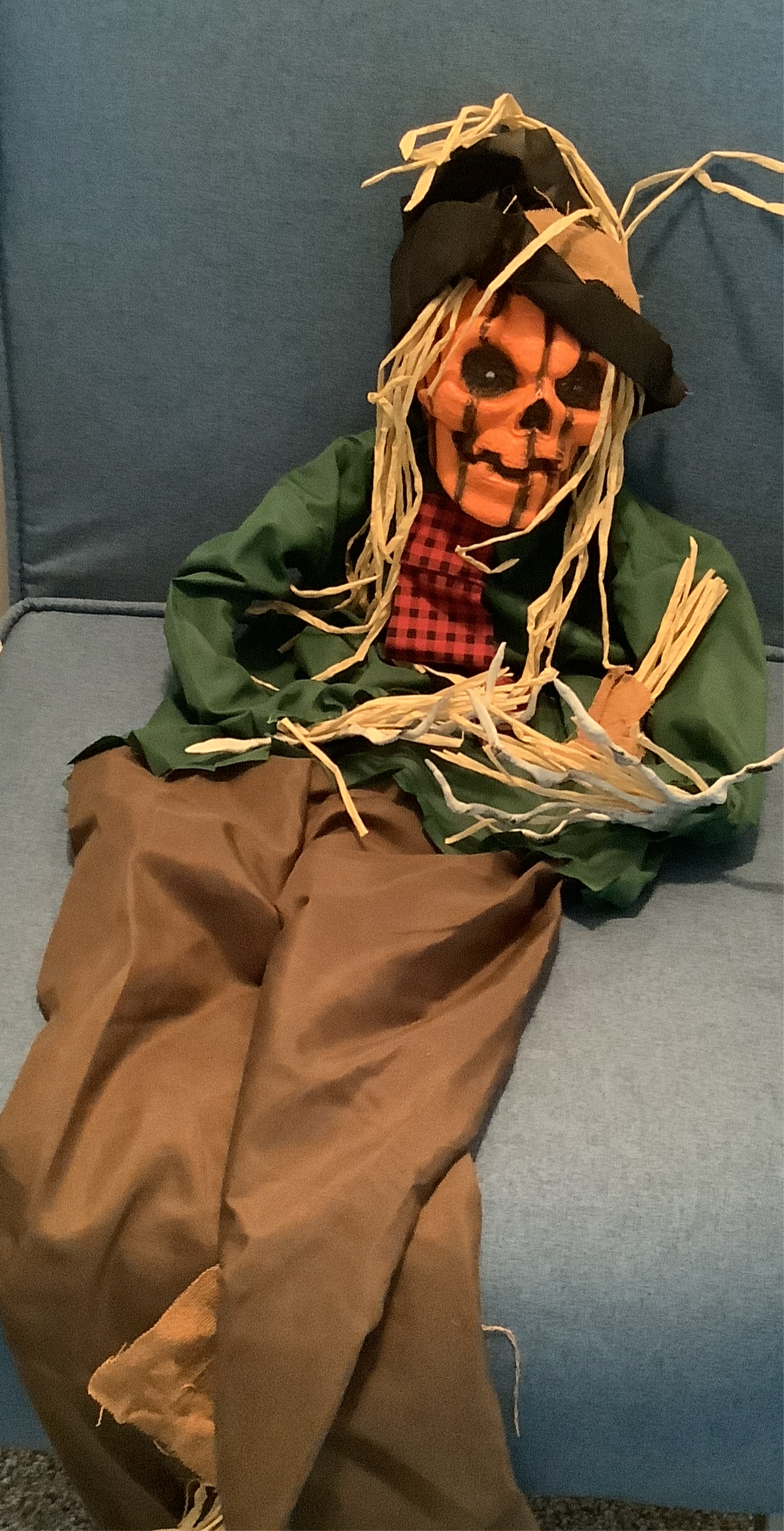 55” Hanging Shaking Pumpkin Man