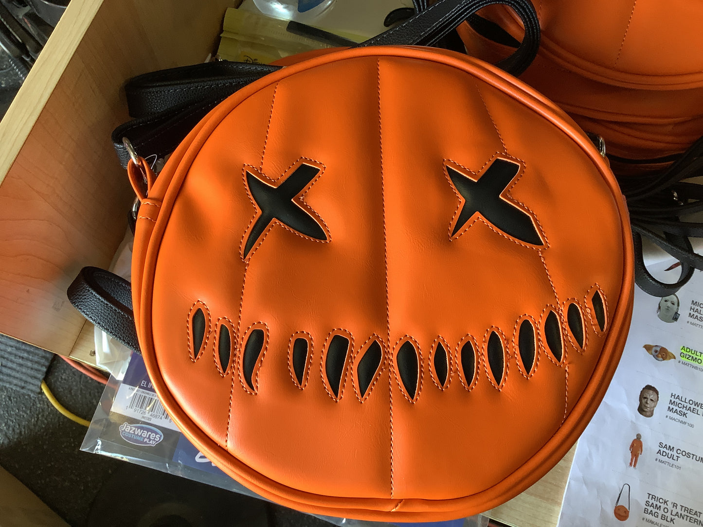 Trick or Treat Sam o Lantern Purse - Black