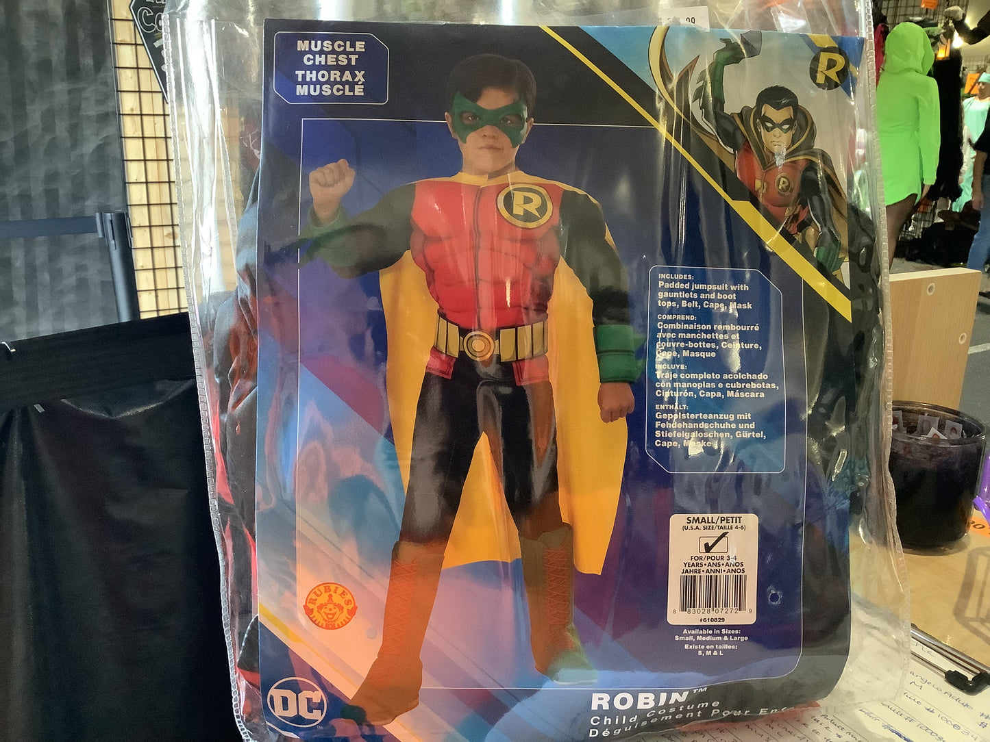 *Robin with muscles - Child