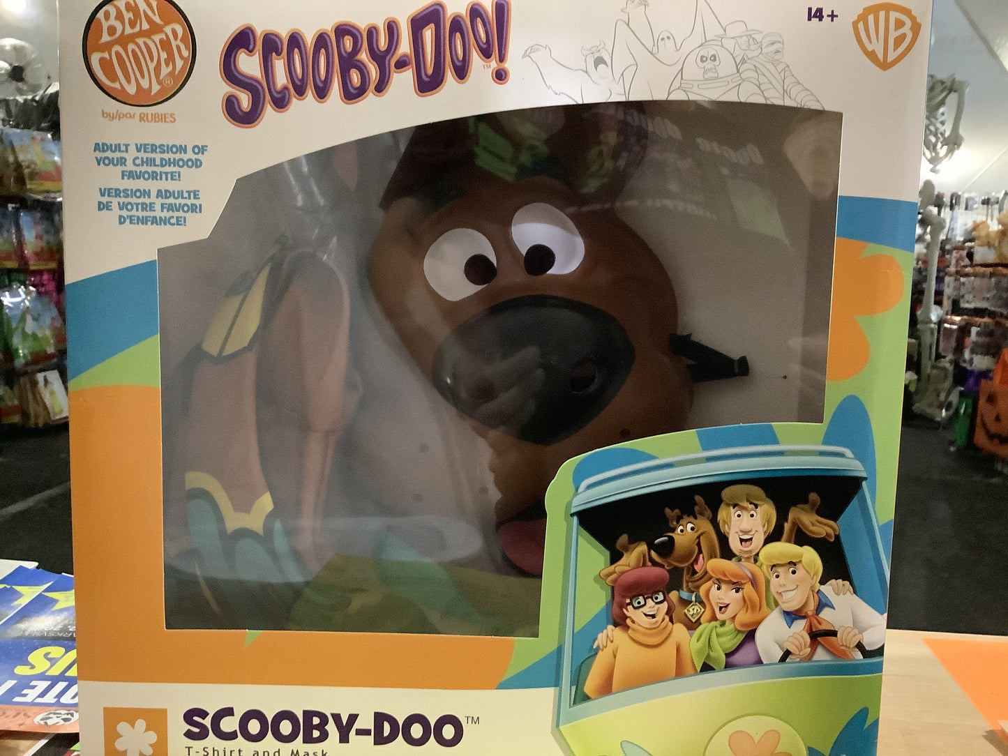 Scooby-Doo! T-shirt & Mask