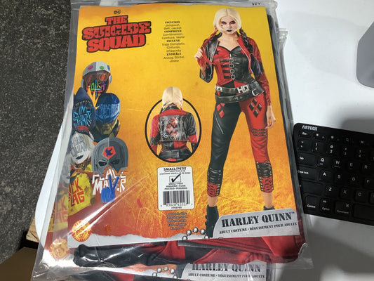 *DC Suicide Squad - Harley Quinn - Adult Small (6-10)
