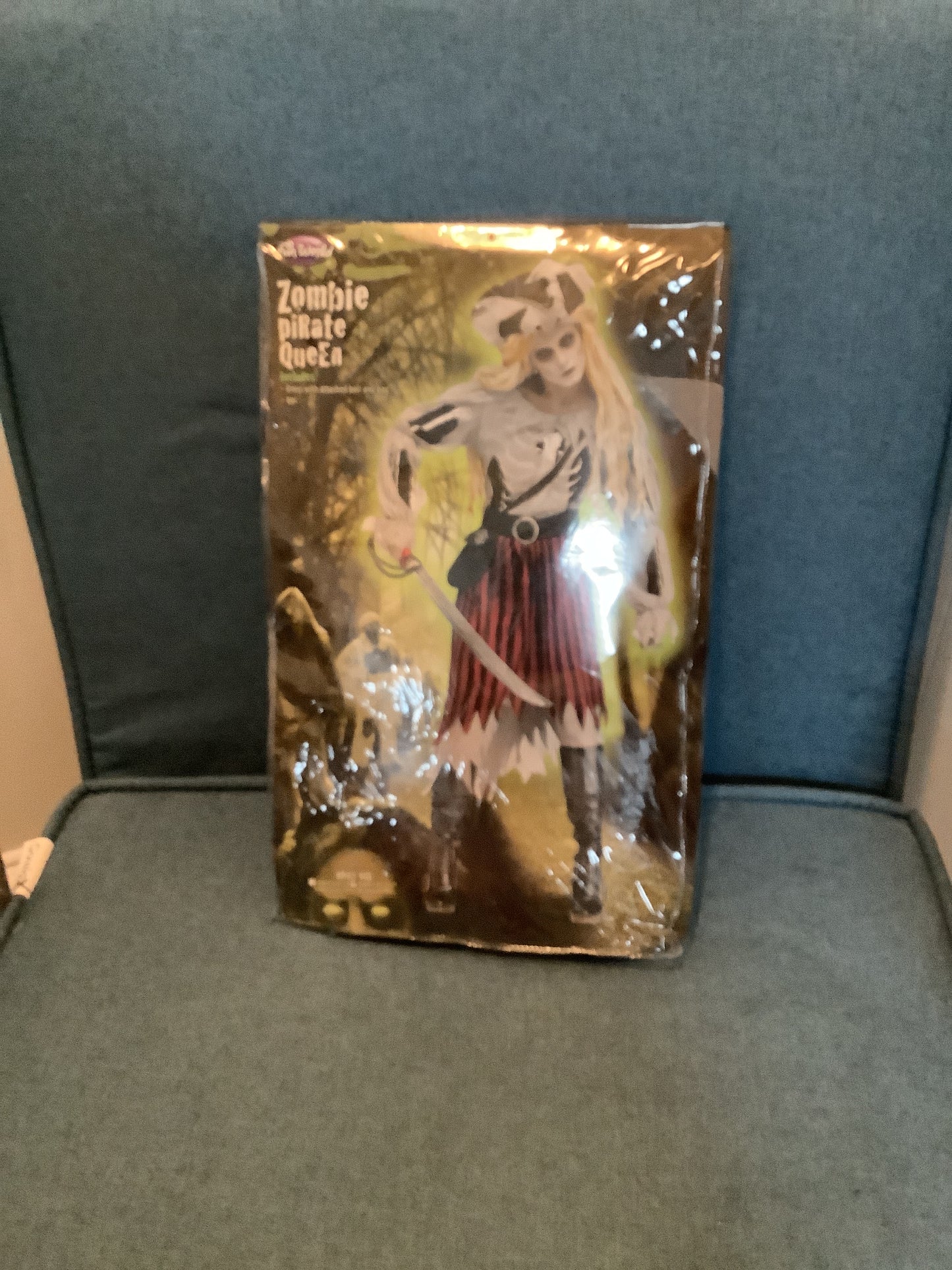*Zombie Pirate Queen - Adult M/L