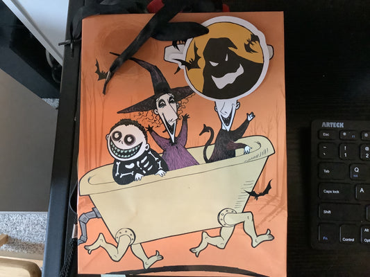 Locke Shock & Barrel Gift Bag