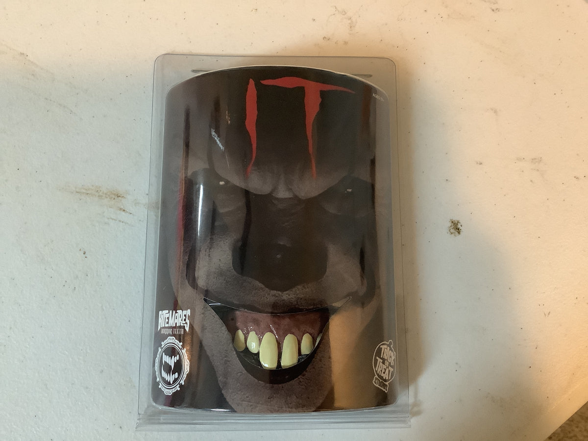 *Pennywise Teeth Appliance
