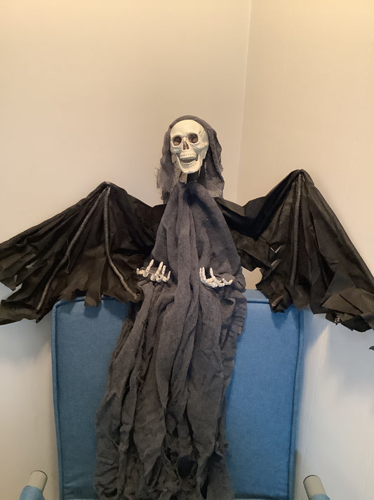 35” Hanging Reaper