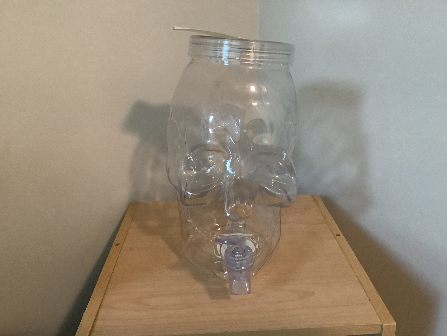 Skull Beverage Dispenser