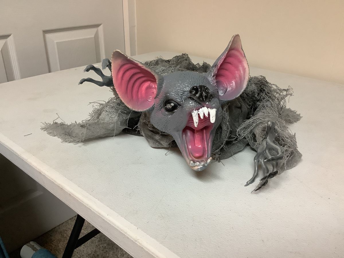 Animated Upside Down Hanging Bat