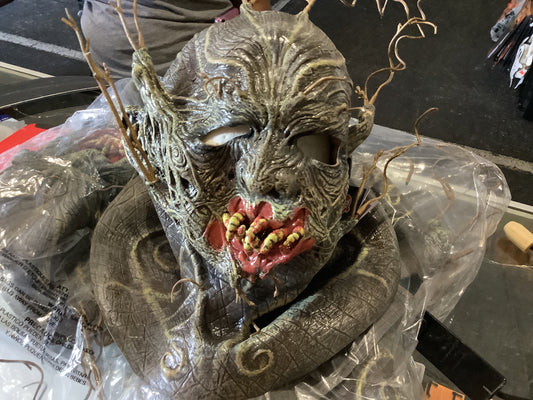 The Terror of Hallow’s Eve Scarecrow Mask
