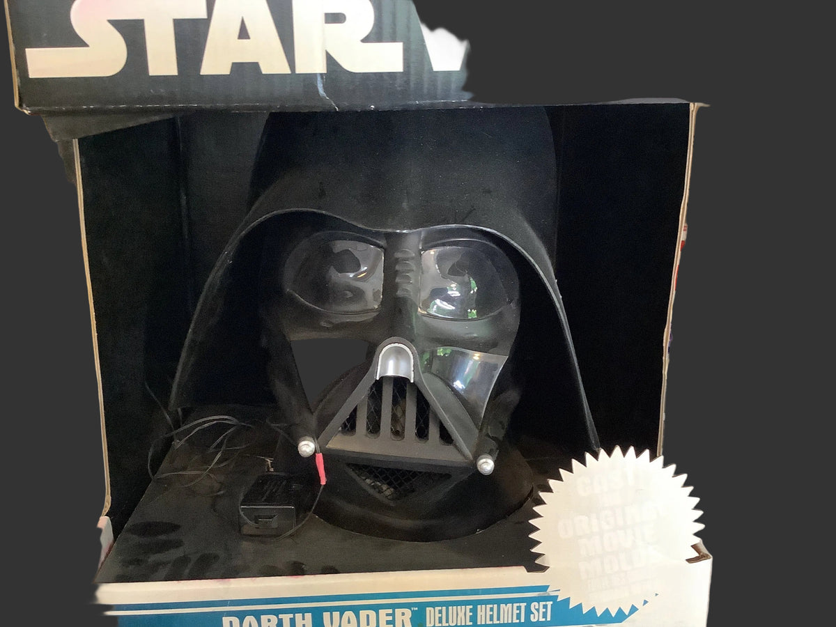 Adult Darth Vader Deluxe Helmet Set
