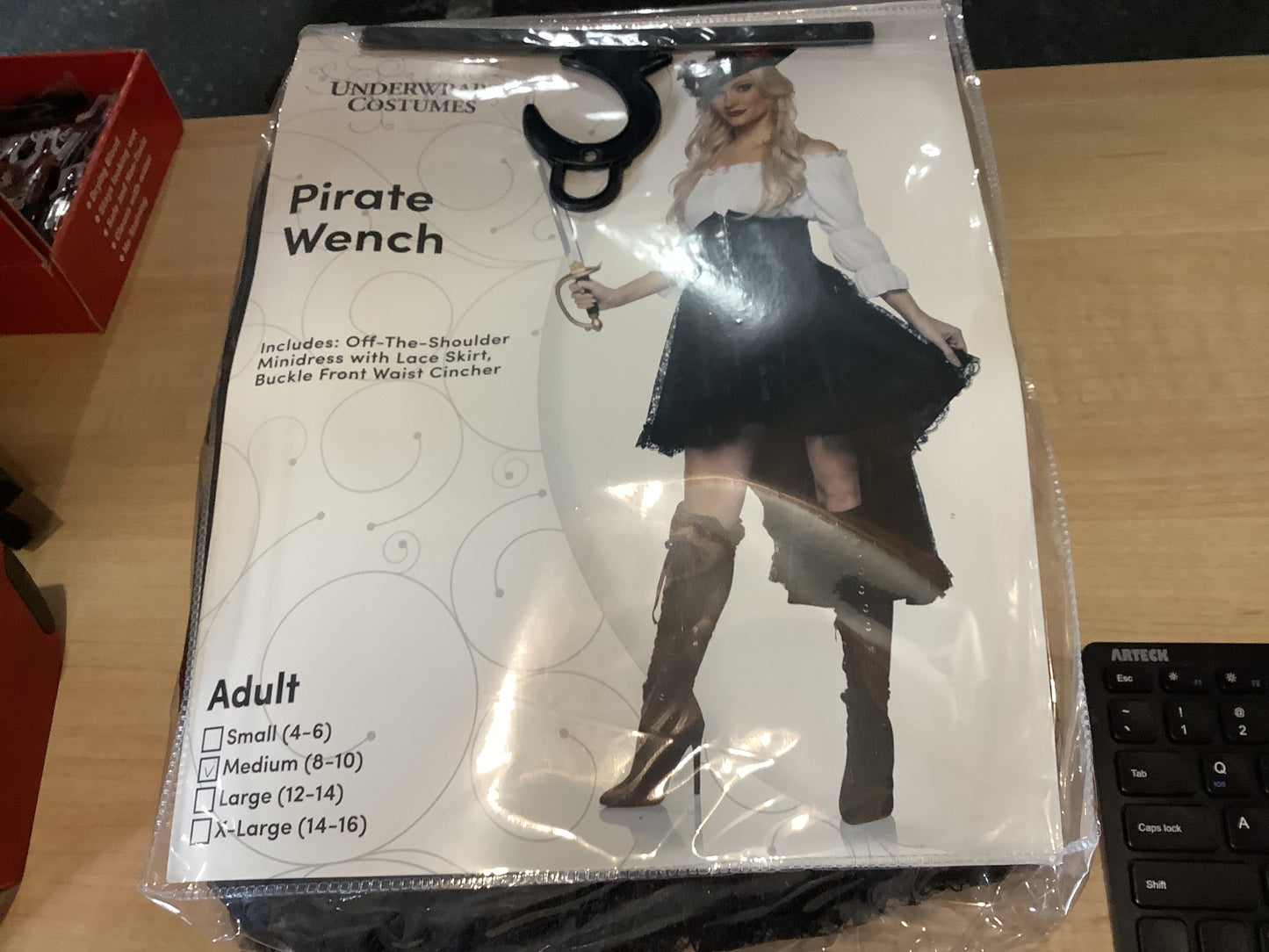 Pirate Wench - Medium