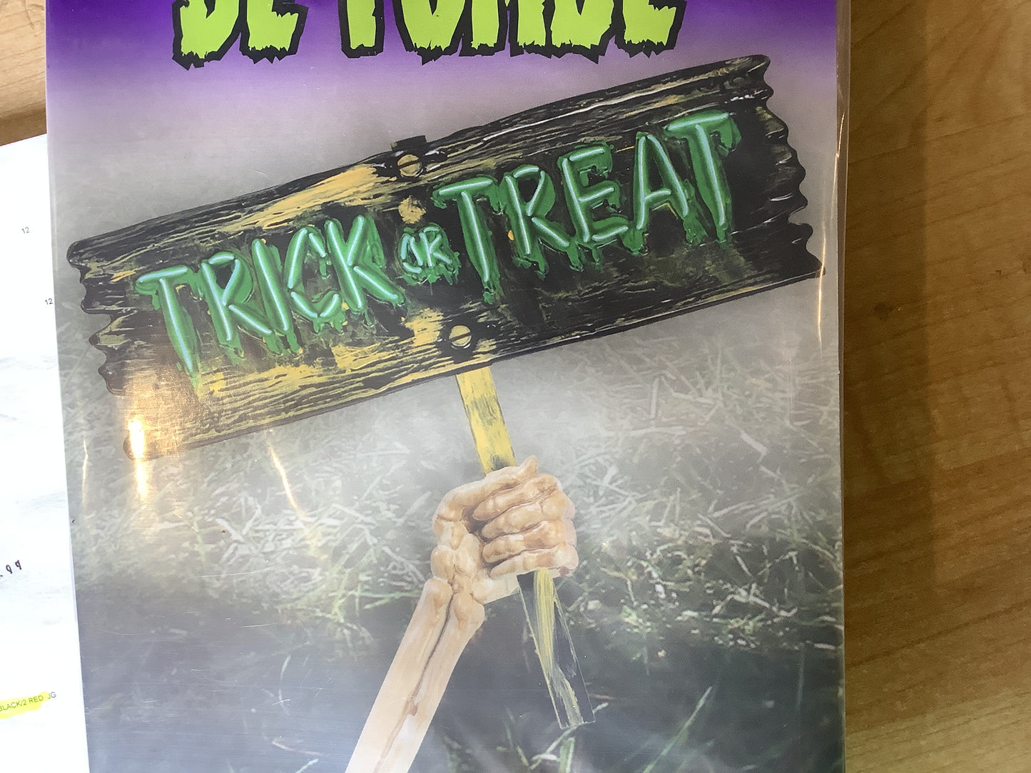 Grave Greeter - Trick or Treat