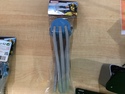 Wolverine Child Claws