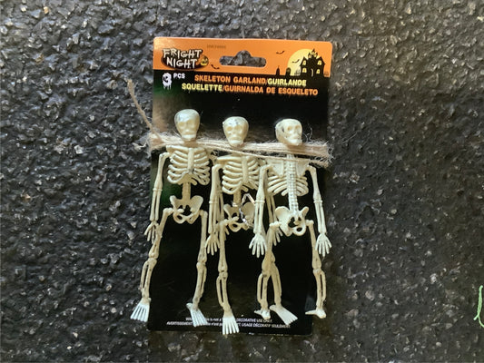 *Skeleton Garland - 5 ft.