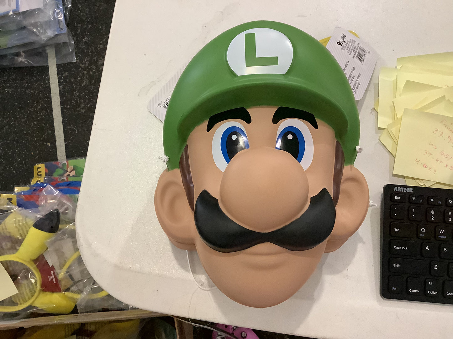 *Super Mario Mask - Luigi- Adult One Size