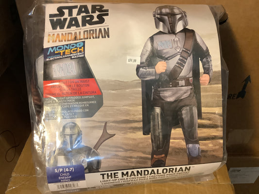 *Star Wars - Child - The Mandalorian - M (8-10) - Light-up Deluxe